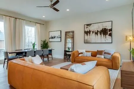 Hébergement de vacances Luxurious Twin Homes In Germantown Nashville